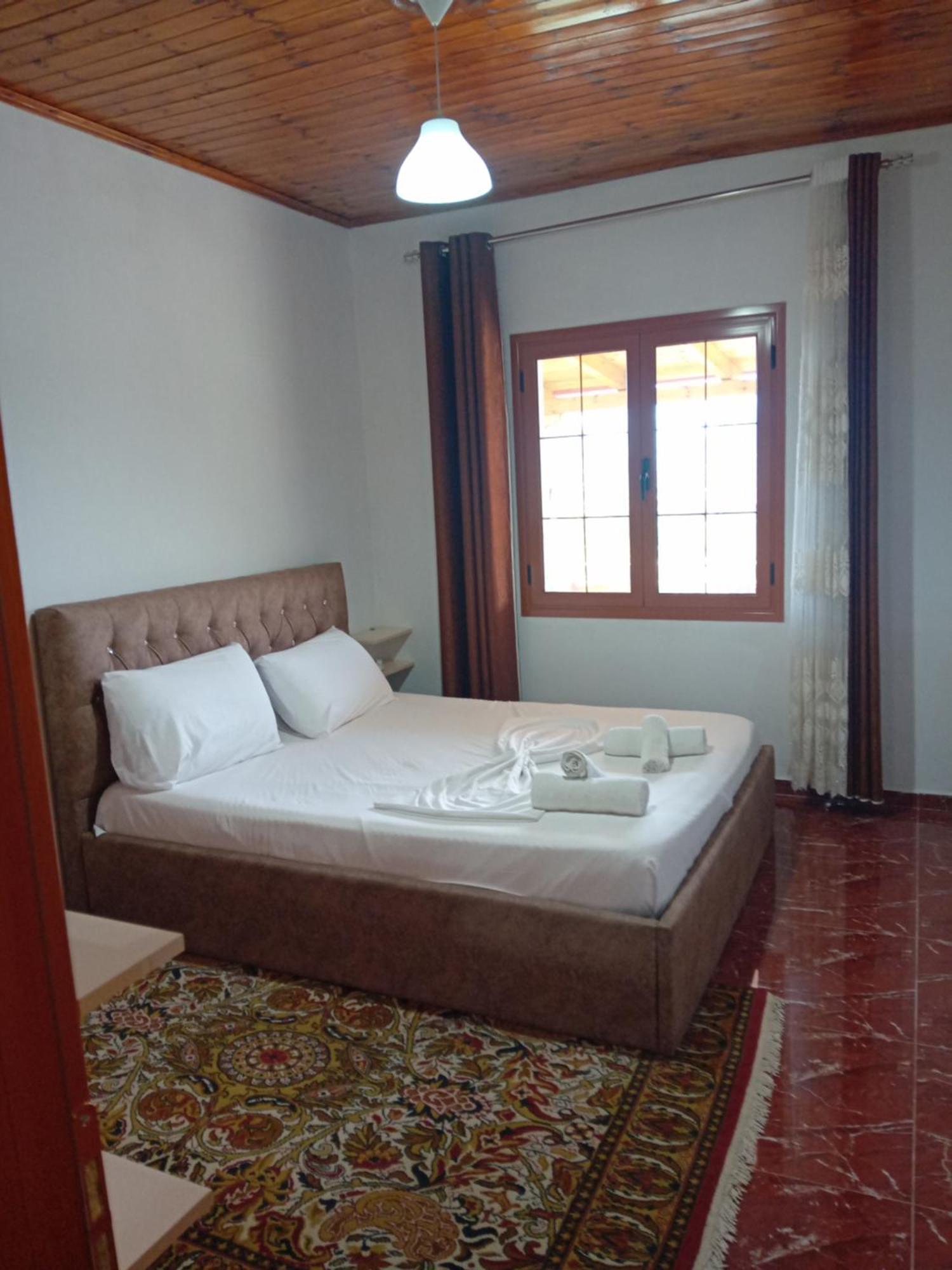 Villa Rexho *